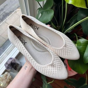 Inooknit Sustainably Made Pointed Cream Flats 7